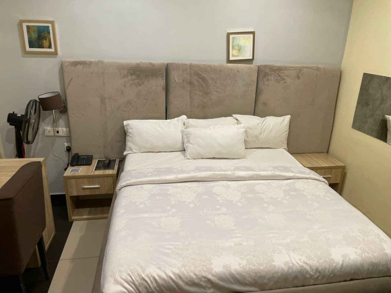 KING’S SUITES
